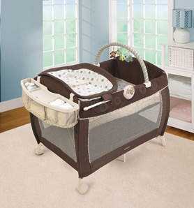 Carter-s-Safari-Friends-Comfort--n-Care-Playard---Changer