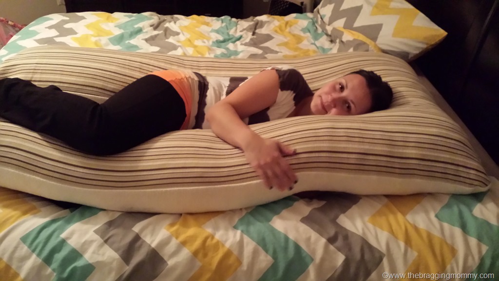 A Body Pillow Is Essential for Pregnant Sleep - Mom365