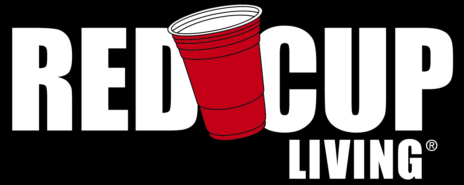 Red-Cup-Living-Black_300dpi