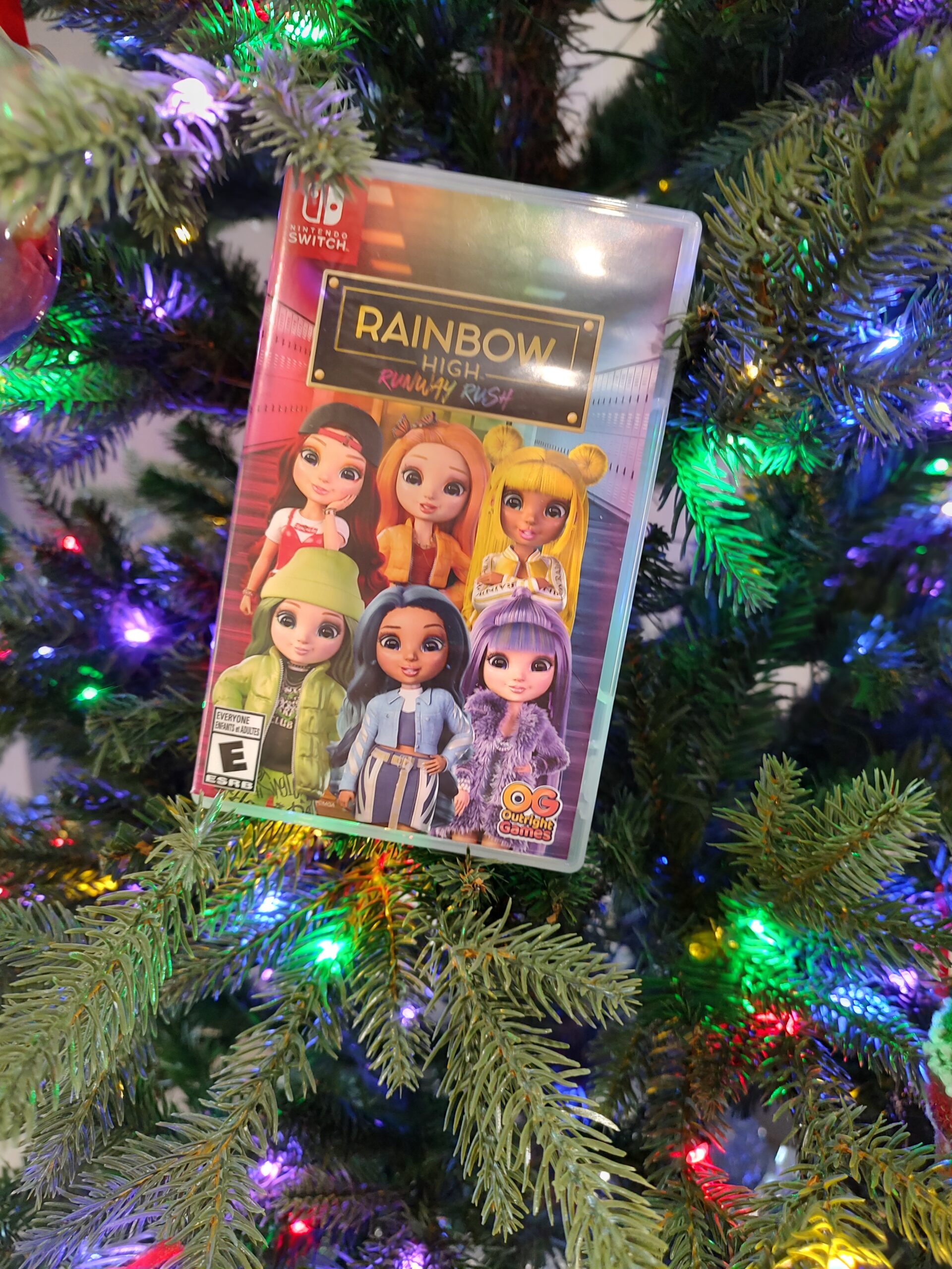 Must Have Holiday Gift – Rainbow High Runway Rush The Video Game!  #RainbowHighRunwayRush