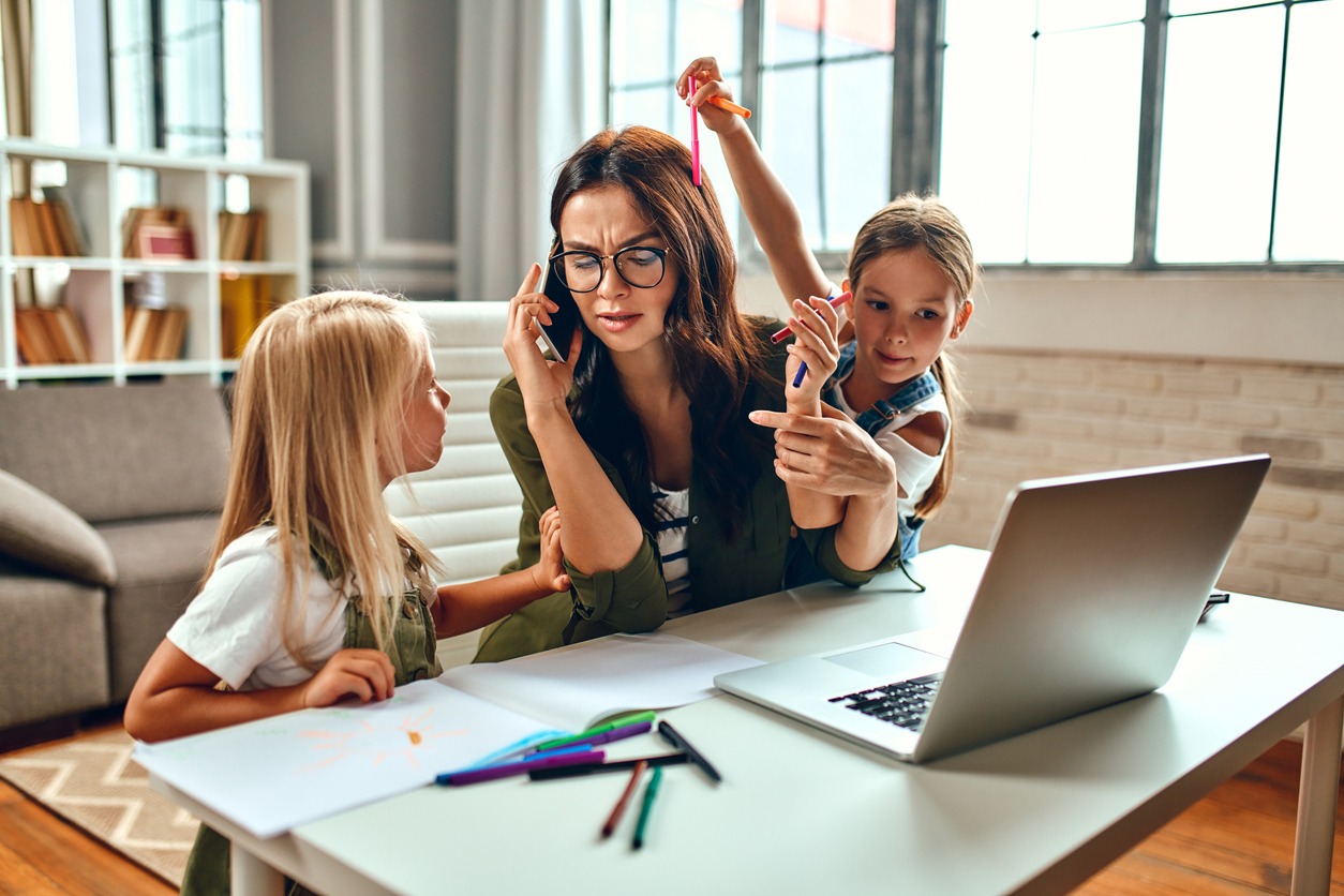 How Hemp Helps Moms With Cramps and Perimenopause - Bragging Mommy